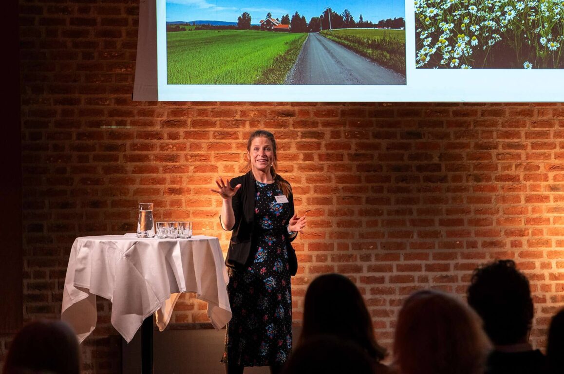 Foredragsholder Nicole Bukaty. Foto