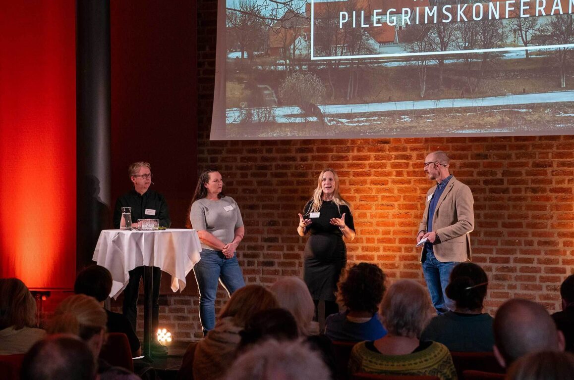 Panelsamtale under Nasjonal pilegrimskonferanse. Foto